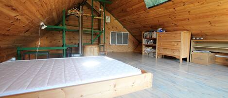 1 bedroom, iron/ironing board, bed sheets