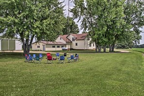 المنشأة من الخارج