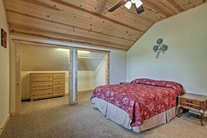 4 عدّة غرف نوم ومكواة/لوح كي وواي فاي مجانًا وملاءات أسرّة