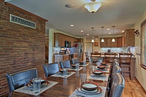 SULJE LASTIN ROCK -JÄRJESTELMÄN JA WI DELLS! SUURI RYHMILLE TAI MONIVAIHTEISIIN PERHEIIN