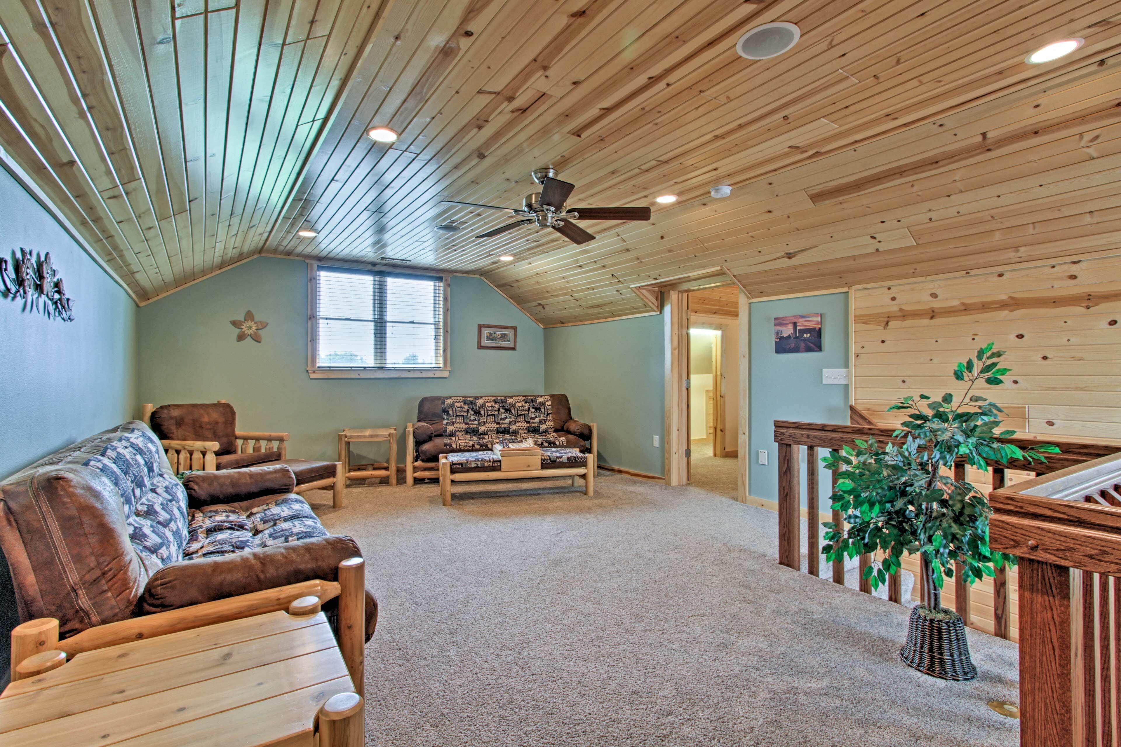 TV, fireplace, DVD player