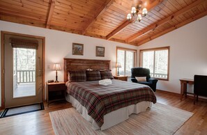 3 makuuhuonetta, silitysrauta/-lauta, Wi-Fi, vuodevaatteet