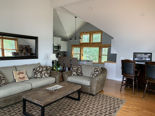 Smart TV, DVD player, video library, stereo