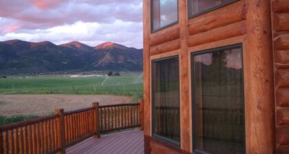 Yellowstone, Grand Teton, Fish, Ski, Parks, Pets, Bike, Fire Pit,