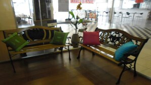 Ảnh chưa phân loại, 2 trong số 25 ảnh, nút