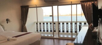 At Sea Hotel Pattaya