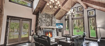 MTNLUX Refuge_Creekside Sauna & Hot Tub