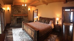 4 soverom, strykejern/-brett, wi-fi og sengetøy