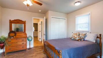 1 camera, ferro/asse da stiro, Wi-Fi gratuito, lenzuola