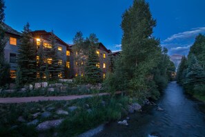 Exterior - Top-Floor Luxury Pet-Friendly Condo at the River Club (Telluride)