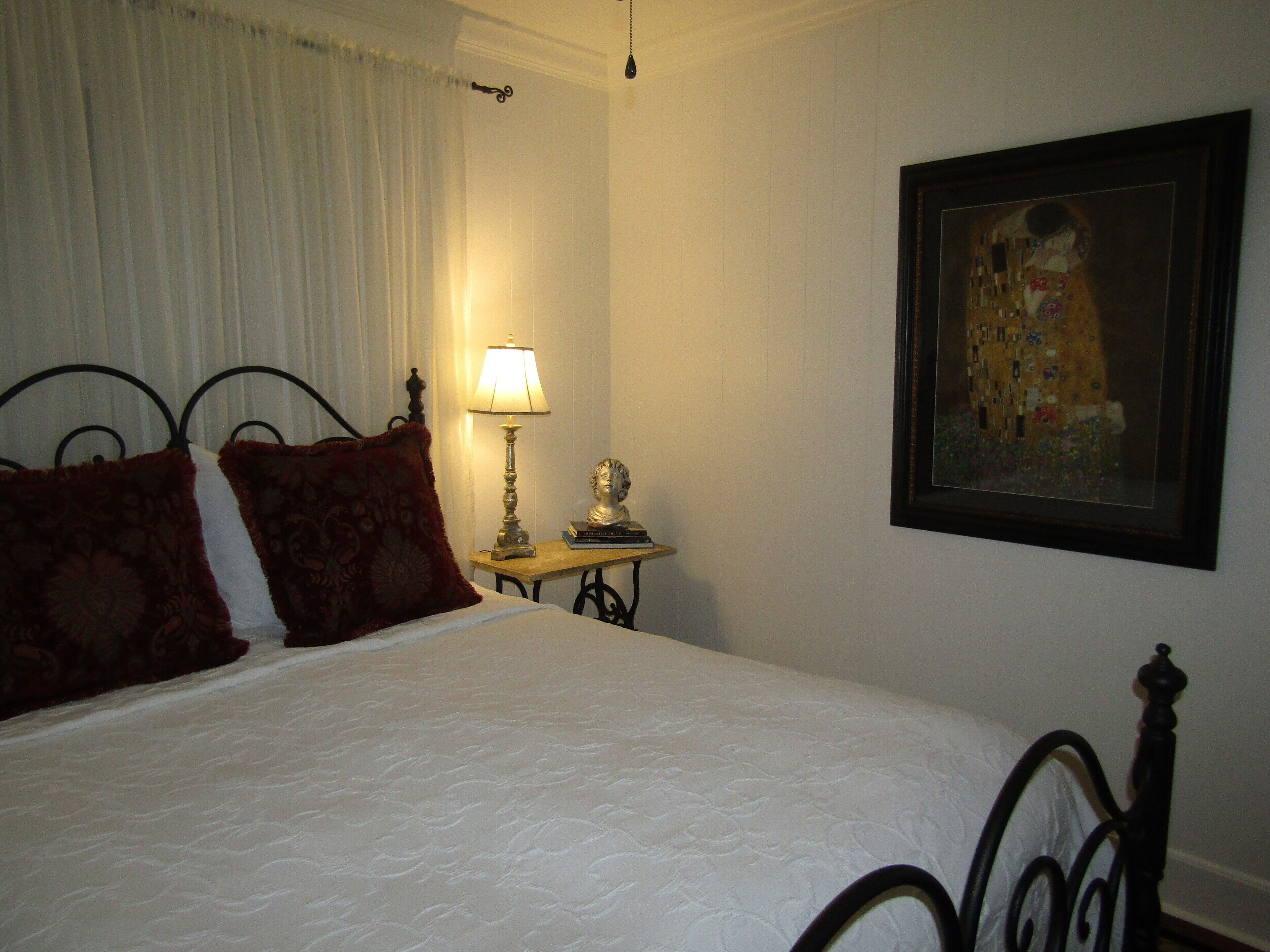 1 多间卧室、熨斗/熨衣板、免费 WiFi、床单