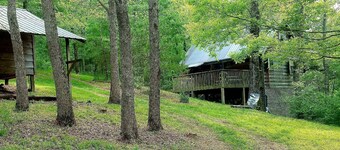 Secluded cabin on the Kings river at Marshall Ford. Private and beautiful river 