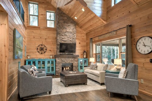 FishTop Cabin near Saluda, Green River Bliss & Cabin Serenity