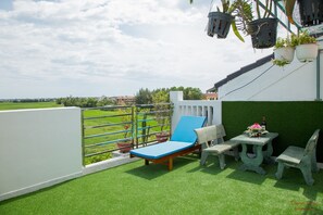 Balcony - Truong Thinh Homestay (Da Nang)