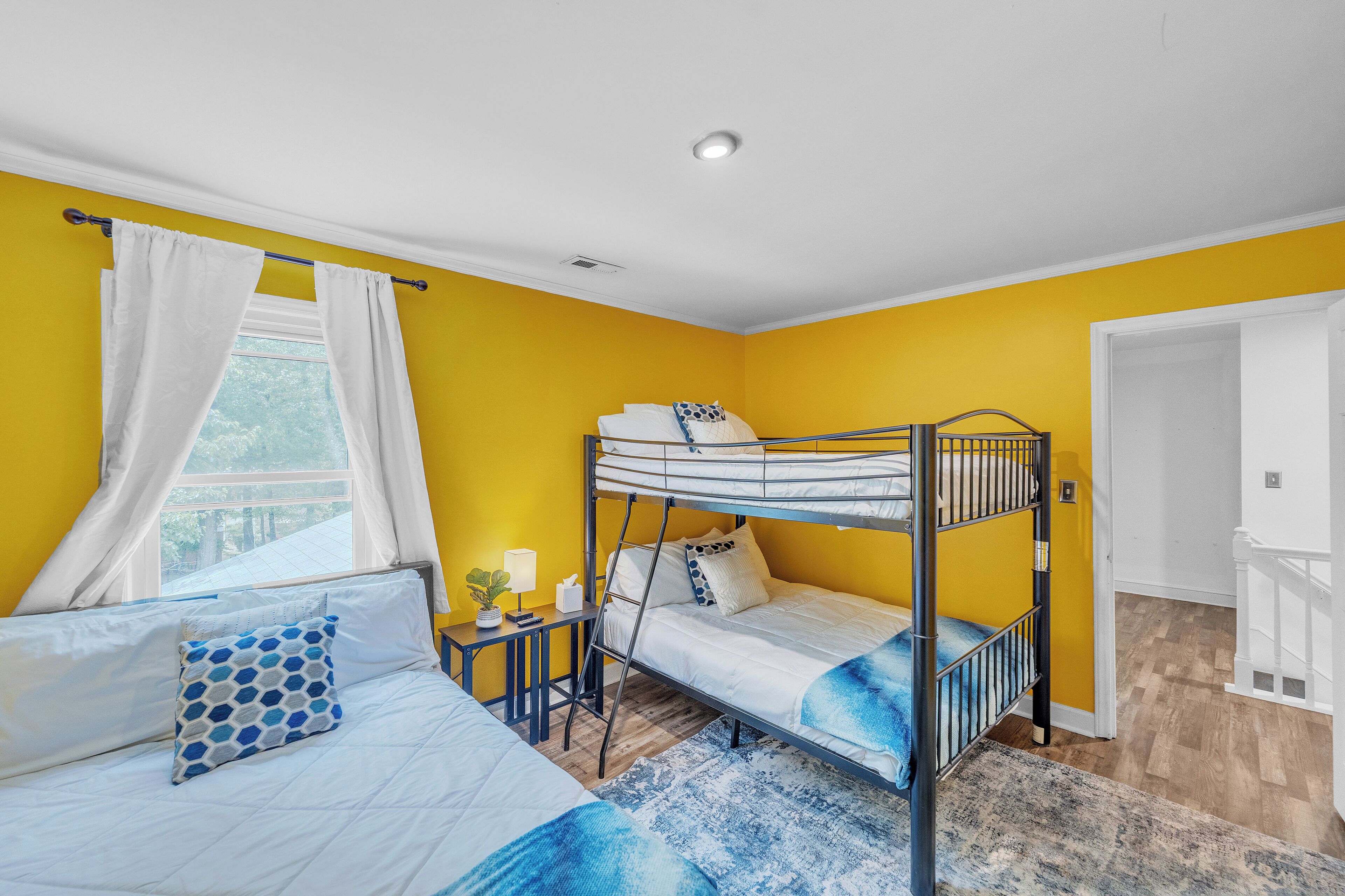 Literie de qualité supérieure, décoration personnalisée