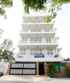 Reception hall - Mehra Residency at the Airport (New Delhi)