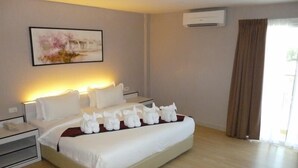 In-room safe, desk, blackout drapes, iron/ironing board - Vouk Village (Sadao)