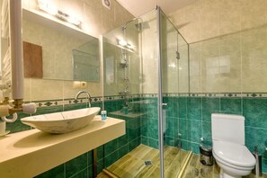 Bathroom - Link Hotel Tbilisi (Tbilisi)