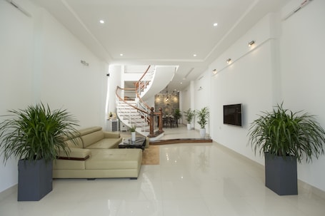 Luxury Villa, Non Smoking | Lobby