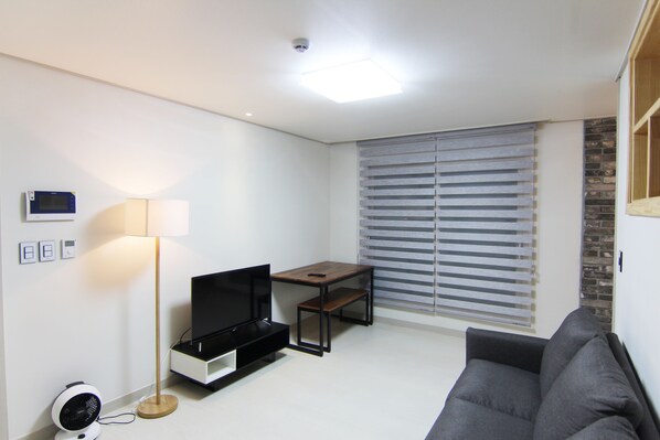 Living area - Fateful Guesthouse in Heaven (Daegu)