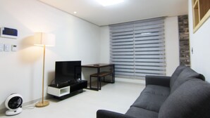 Unclassified image, 3 of 32, button - Fateful Guesthouse in Heaven (Daegu)