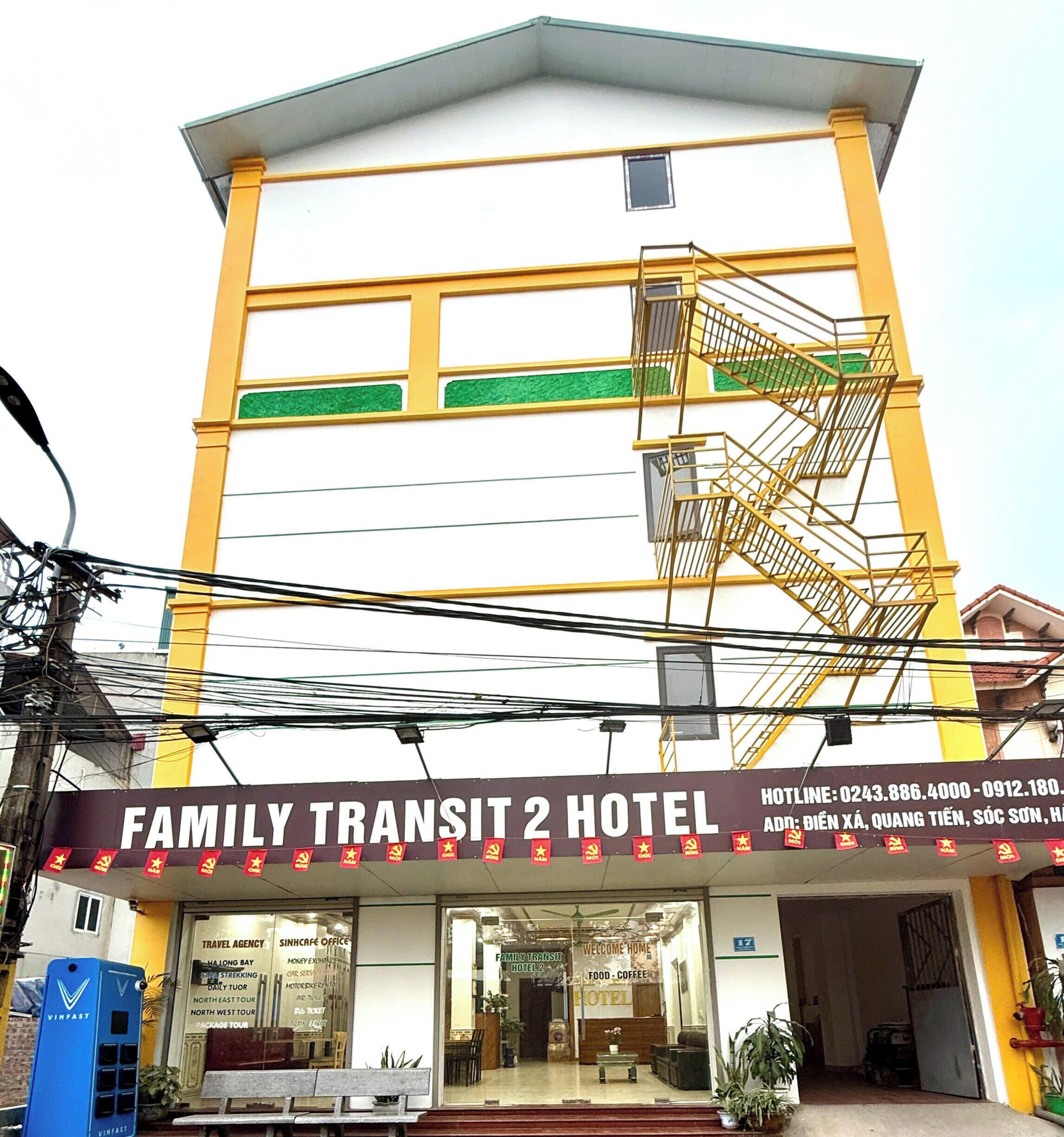 Photo - Family Transit Hotel