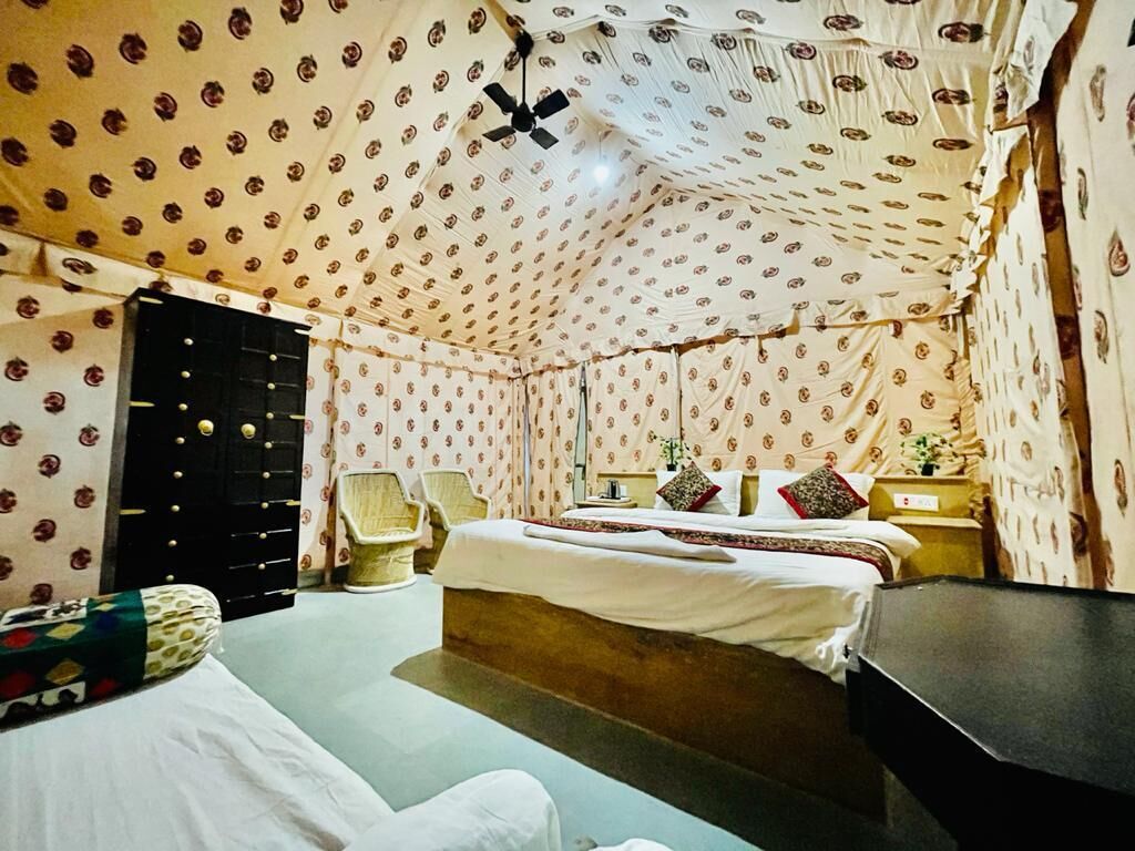 Lều Cao cấp | Minibar, két bảo mật tại phòng, truy cập Internet không dây miễn phí 