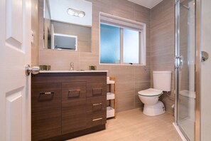 Classic House, 3 Bedrooms | Bathroom