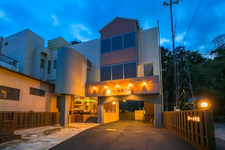 Front of property - evening/night