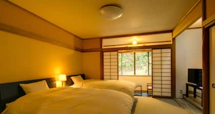 Yumoto Komachikan