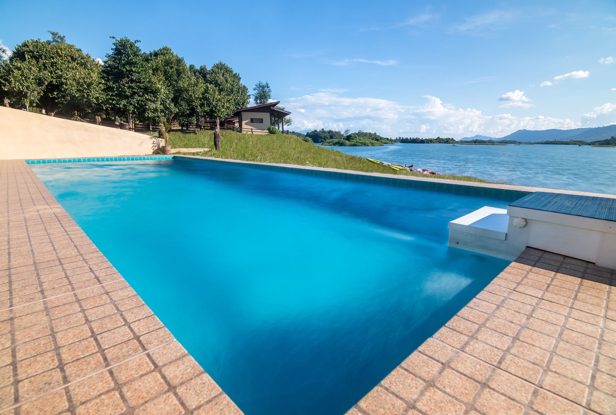 outdoor pool, pool loungers