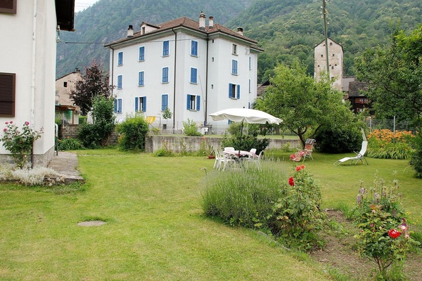 Eigentum, Natürliche Landschaft, Haus, Gras, Gebäude, Estate, Rasen, Garten, Grundeigentum, Grundstueck
