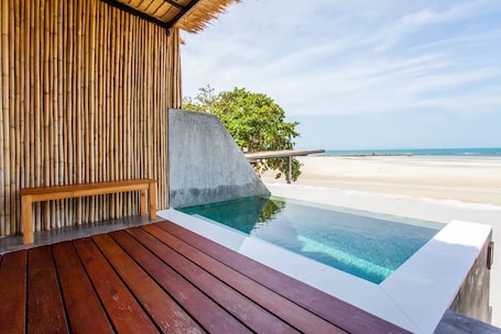 Deluxe Villa, 1 Bedroom, Oceanfront | Beach/ocean view