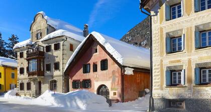 Agréable appartement pour 2 personnes avec WIFI, TV, patio et vue panoramique