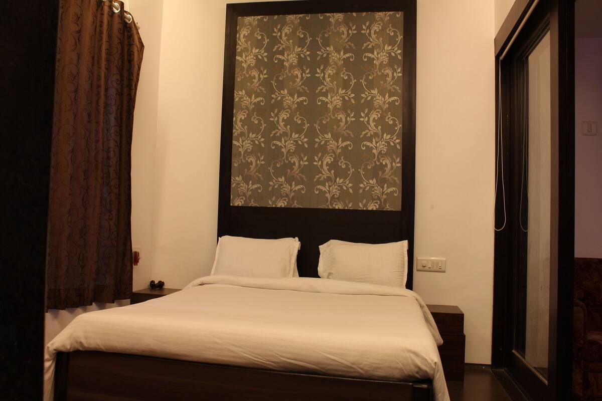 Phòng Suite Deluxe | Bàn ủi/dụng cụ ủi quần áo