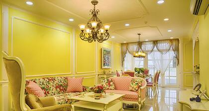 1BR Victorian Apartment River View D7