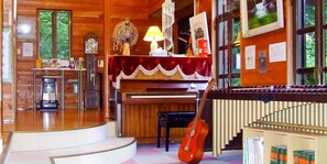 Lobby - Yamanakako Pension Pause (Yamanakako)