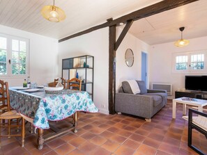 TV, DVD player - Wonderful private villa for 4 guests with WIFI, TV and terrace (Mimizan)