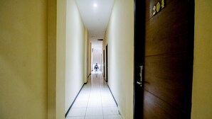 Lorong