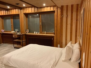 Premium bedding, free WiFi, bed sheets - Steinacher Hof (Fuerth)