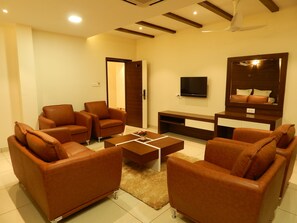 套房 | 隔音、免费 WiFi、床单