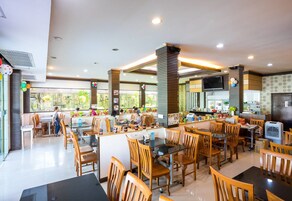 Breakfast, lunch, dinner served; local cuisine 