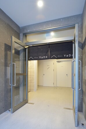 Property entrance - Otaru YaDo - Hostel (Otaru)