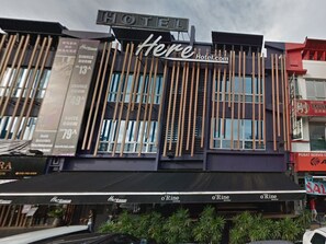 Exterior - HereHotel Dormitory (Johor Bahru)
