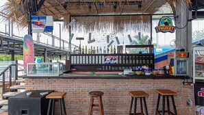 Bar (en el alojamiento)