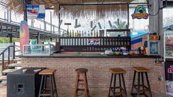 Bar (in der Unterkunft)