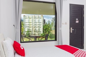 Superior Twin Room | Desk, soundproofing, free WiFi - OYO 433 Iwp Wake Park & Resort Hotel (Mai Khao)