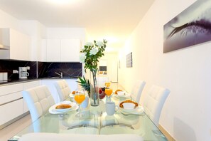 City-Apartment (4068. Olivier) | Esszimmer