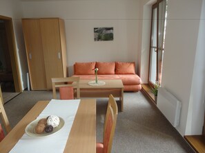 Suite Superior, 1 kamar tidur | Meja kerja, setrika/meja setrika, dan tempat tidur bayi (biaya tambahan)