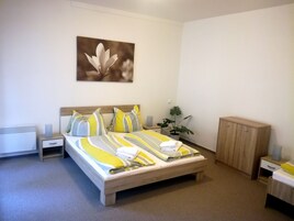Superior Apartment, 1 Bedroom, Kitchen | Desk, iron/ironing board, cribs/infant beds, free WiFi